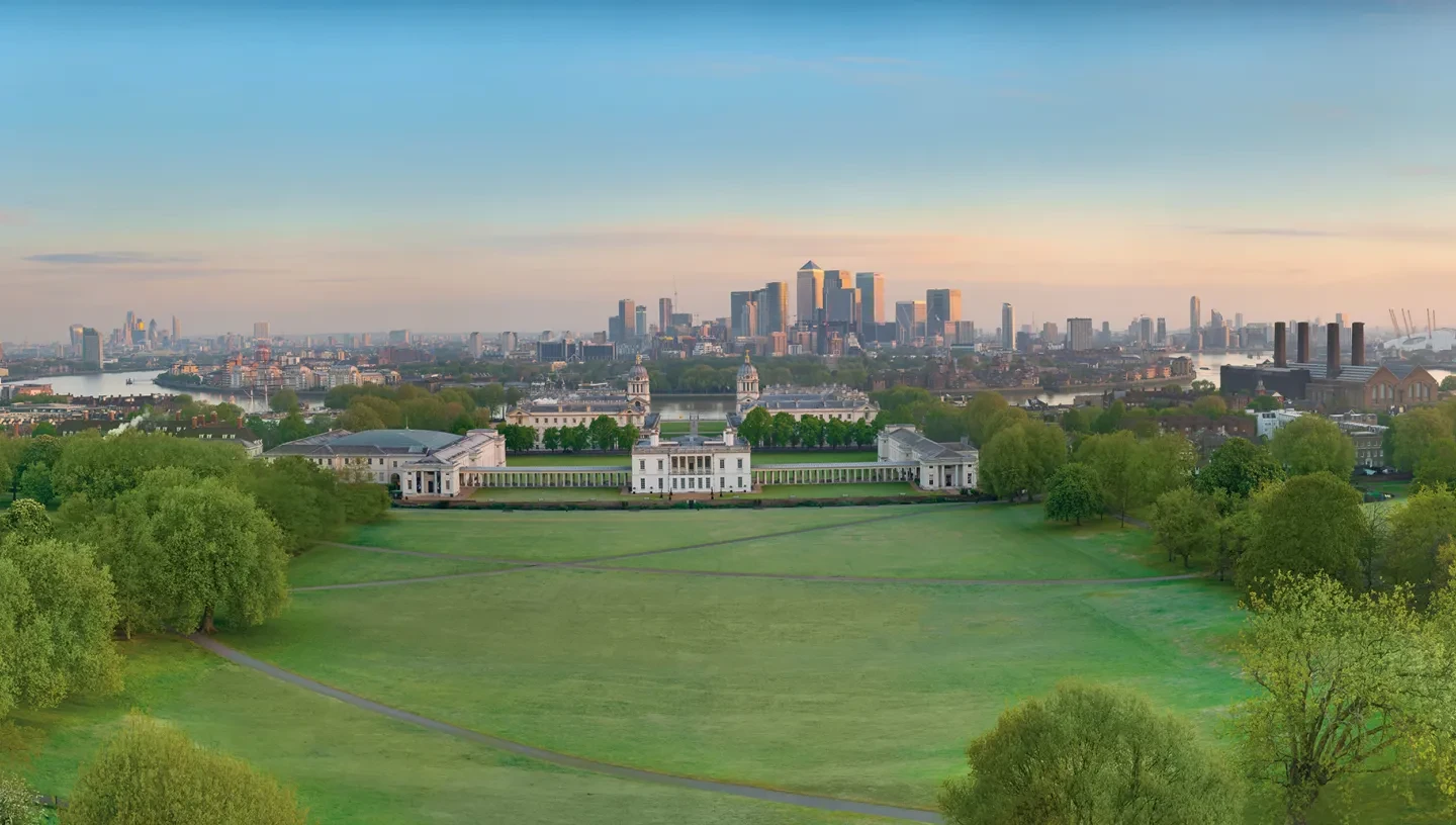 Panoramic view of Greenwich Park with London skyline