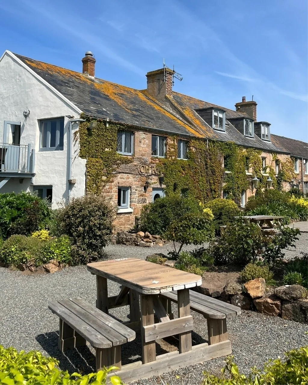 The Boat House waterfront dining